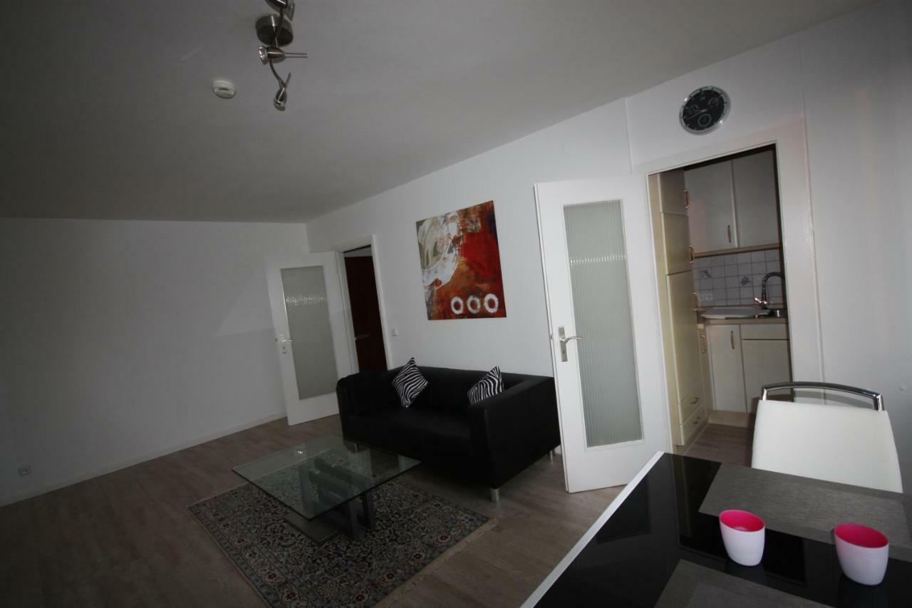 Ferienwohnung Wattkieker ฮูซุม ภายนอก รูปภาพ